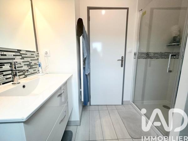 Maison à vendre 8 pièces 205 m² Mûrs-Erigné