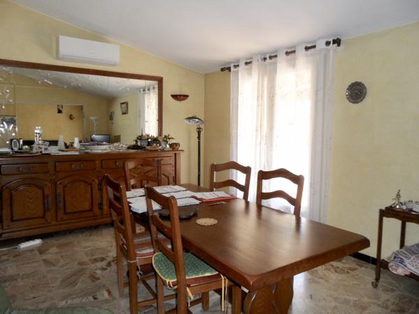 MAISON DE PLAIN PIED AU CALME ET TRANQUILLITÉ