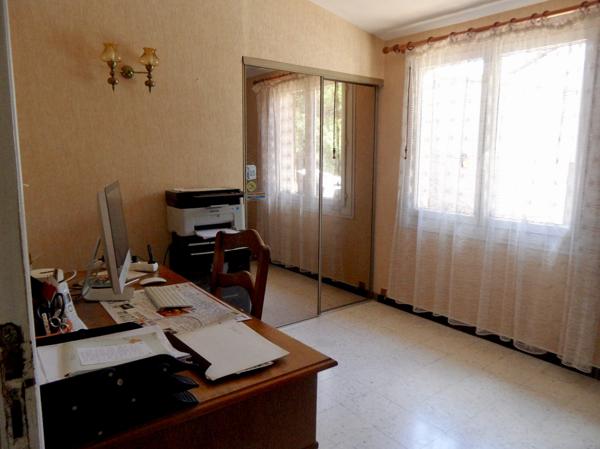 MAISON DE PLAIN PIED AU CALME ET TRANQUILLITÉ