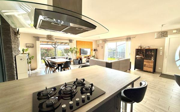 Maison à vendre    5 pièces •  Langon