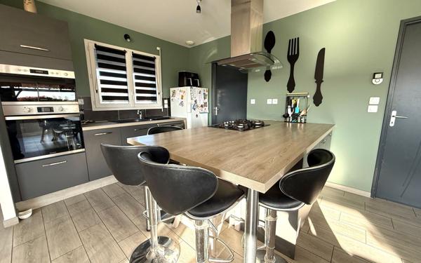 Maison à vendre    5 pièces •  Langon