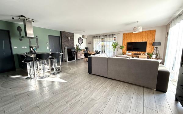 Maison à vendre    5 pièces •  Langon