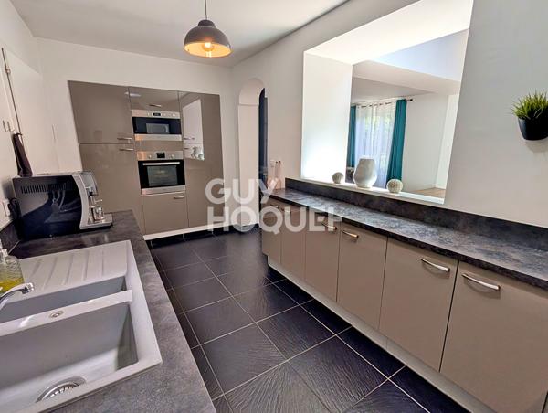 Ecole Valentin, maison DPE B, 229 m²