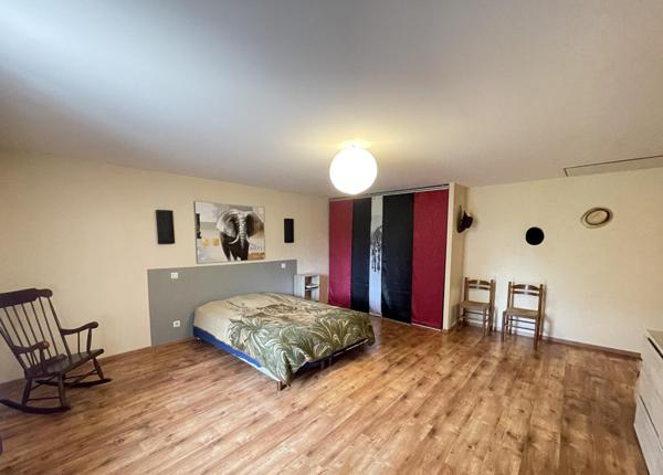 MAISON FAMILIALE 200M2 AVEC 4 CHAMBRES ET ACCES HANDICAPES