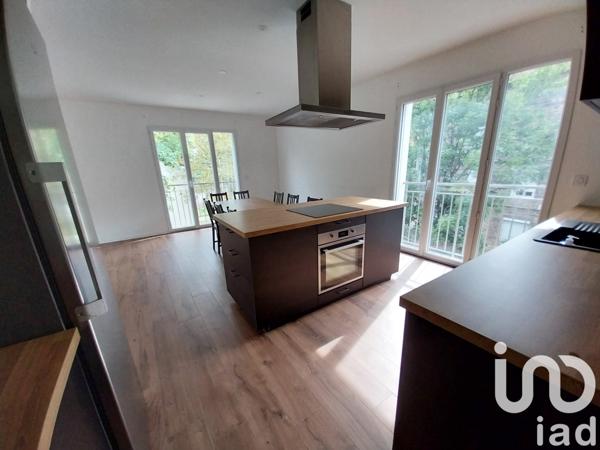 House for sale 5 rooms 124 m² Saint-Chamond