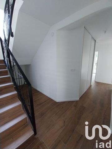 House for sale 5 rooms 124 m² Saint-Chamond