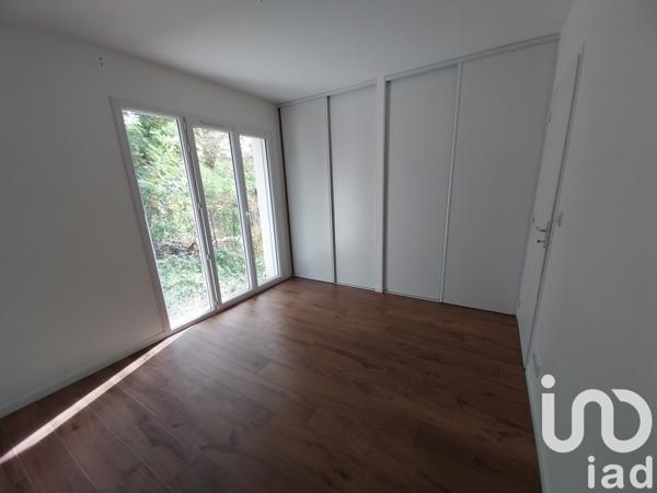 House for sale 5 rooms 124 m² Saint-Chamond