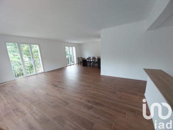 House for sale 5 rooms 124 m² Saint-Chamond