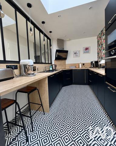 Maison à vendre 6 pièces 145 m² La Rochelle