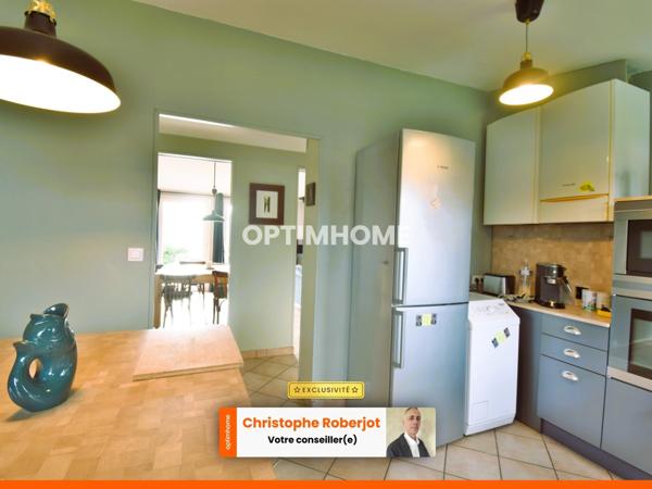 Lumineuse Maison de Plain Pied de 6 pièces à Saint Rémy