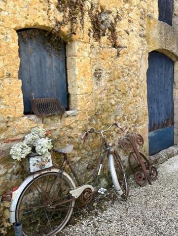 PLAISANCE DU GERS 10 min: ELEGANTE MAISON DE CARACTERE, restaurée par architecte, 320m2, 4700m2 en partie clos