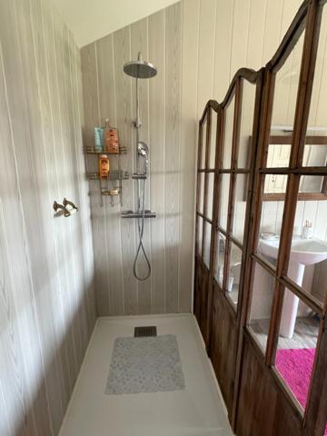 PLAISANCE DU GERS 10 min: ELEGANTE MAISON DE CARACTERE, restaurée par architecte, 320m2, 4700m2 en partie clos