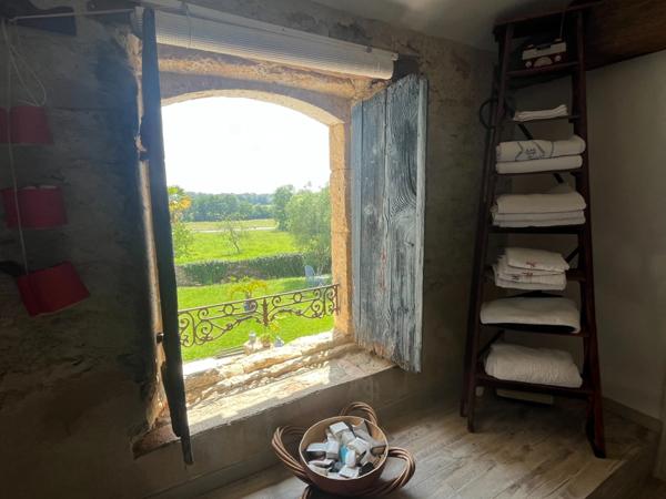 PLAISANCE DU GERS 10 min: ELEGANTE MAISON DE CARACTERE, restaurée par architecte, 320m2, 4700m2 en partie clos