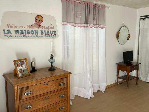 PLAISANCE DU GERS 10 min: ELEGANTE MAISON DE CARACTERE, restaurée par architecte, 320m2, 4700m2 en partie clos