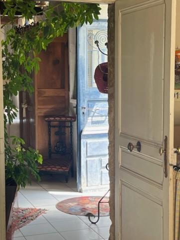 PLAISANCE DU GERS 10 min: ELEGANTE MAISON DE CARACTERE, restaurée par architecte, 320m2, 4700m2 en partie clos