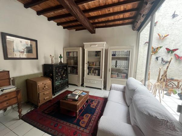 PLAISANCE DU GERS 10 min: ELEGANTE MAISON DE CARACTERE, restaurée par architecte, 320m2, 4700m2 en partie clos