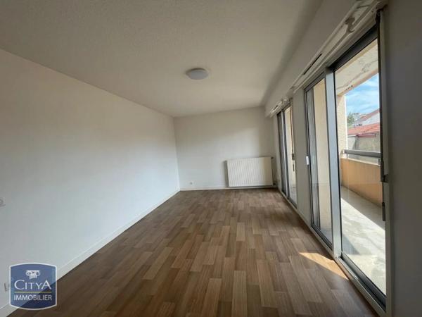 Appartement à louer 1 pièce 27.02m² Pau (64000)
