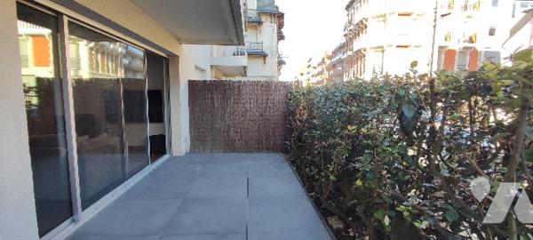 T2 avec grande terrasse SUD/EST en centre-ville proche plage et marché du Touquet