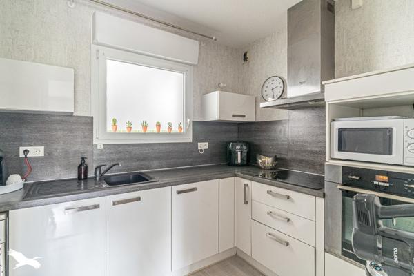 Appartement à vendre |  Eysines |  2 pièces | 48 m²