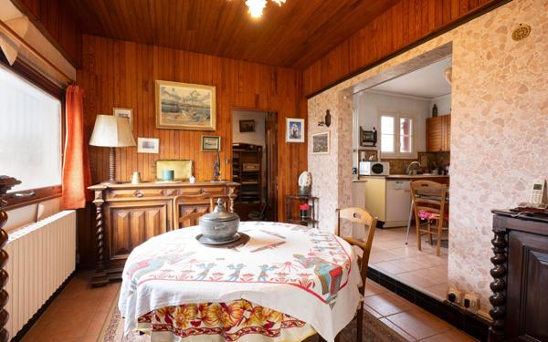 Maison à vendre    5 pièces •  Saint-Pierre-du-Mont