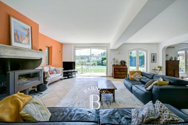 Meyrargues, Maison 4 Chambres -  224 m² à vendre
