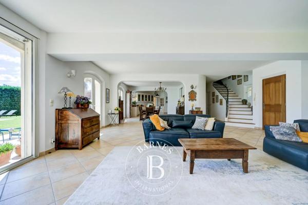 Meyrargues, Maison 4 Chambres -  224 m² à vendre