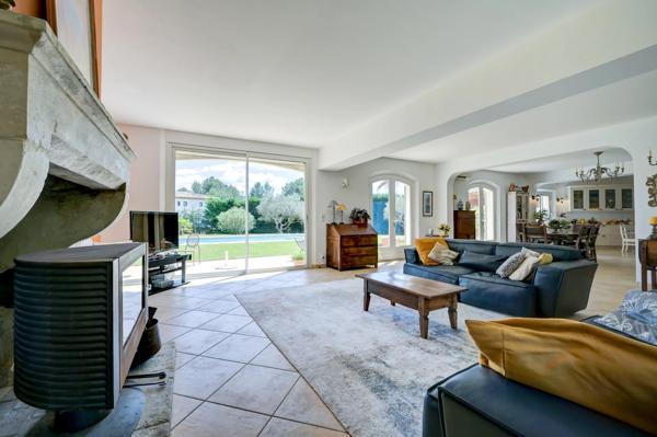 Meyrargues, Maison 4 Chambres -  224 m² à vendre