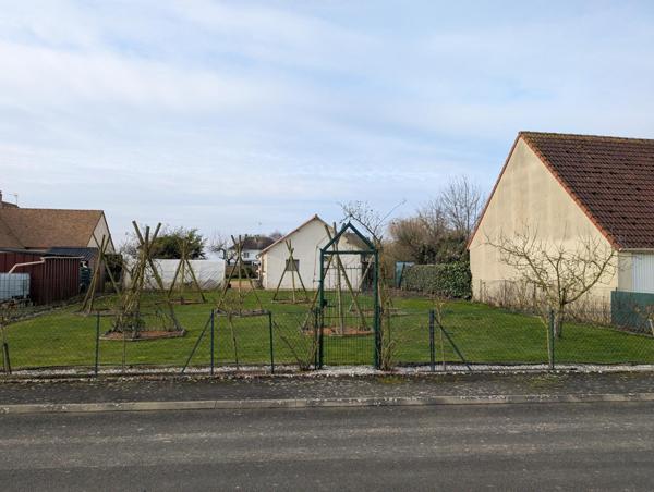 Terrain à VILLAINES-SOUS-MALICORNE, 72270 - 400m²