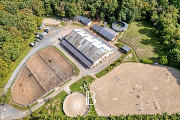 Villerville, Domaine équestre   à vendre