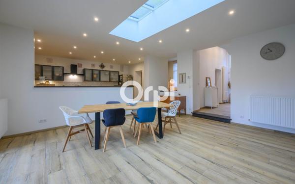 Maison à vendre    7 pièces • 180 m2 Douai