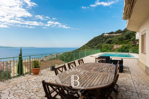 Ajaccio, Maison 5 Chambres -  211 m² à vendre