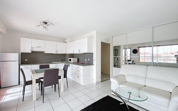 Appartement à louer    2 pièces •  Anglet