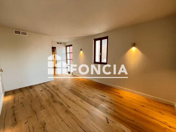 Location Maison 8 pièces 348.1 m² - 486 route d?Hermance Chens Sur Léman 74140