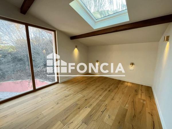 Location Maison 8 pièces 348.1 m² - 486 route d?Hermance Chens Sur Léman 74140