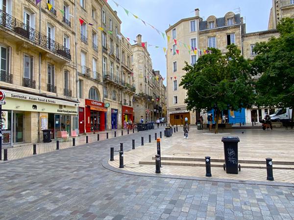 BORDEAUX SAINT PAUL - T1bis lumineux