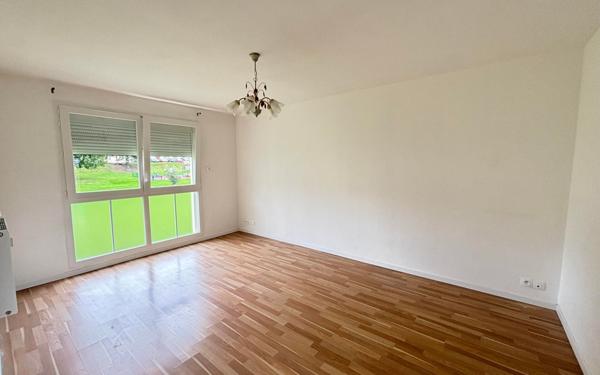 Appartement à louer    3 pièces • 53,90 m2 Étampes-sur-Marne