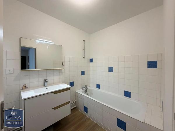 Appartement à louer 2 pièces 69m² Grenoble (38000)