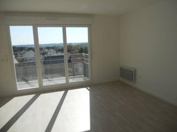 Appartement 2 pièces                                        - 44100 Nantes - Croix Bonneau-Bourderies Réf : 11950