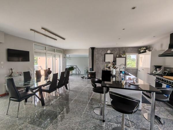 35540 MINIAC MORVAN - Maison et dépendances de 370m²
