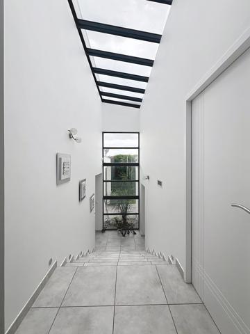 VILLA CONTEMPORAINE AVEC PISCINE, VILLENEUVE DE LA RAHO