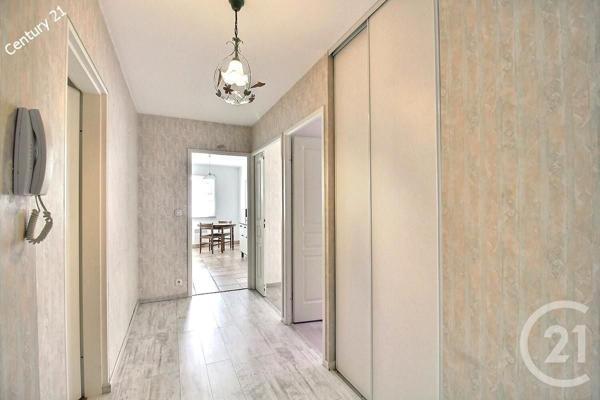 Appartement F4 à vendre  4 pièces - 103,47 m2 CHATEAU THIERRY - 02