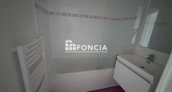 Location Appartement 2 pièces 38.24 m² - Mantes-la-jolie 78200