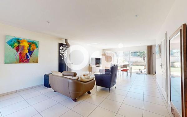 Maison à vendre    4 pièces • 120 m2 Bron