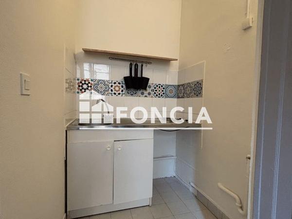 Location Appartement 2 pièces 25.56 m² - 4 RUE PASSET Lyon 69007