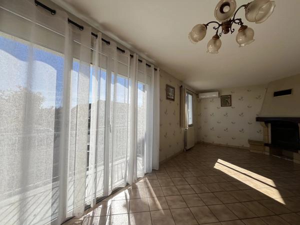 Vente                                                      Maison
                        
                     3 pièces                      87 m2                     à Imphy
