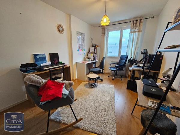 Appartement à louer 3 pièces 62.94m² Poitiers (86000)