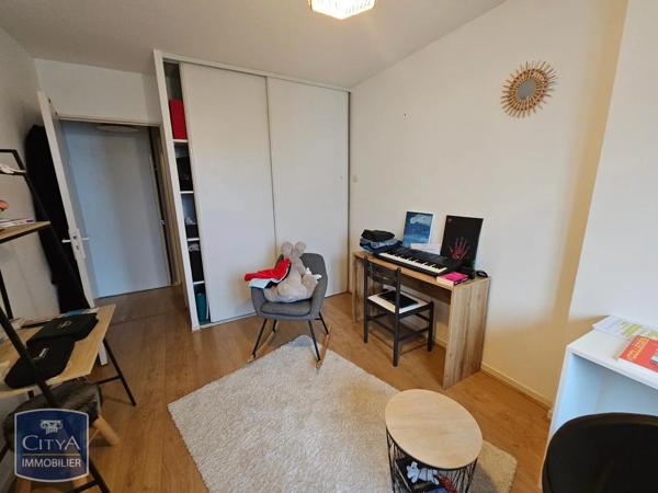Appartement à louer 3 pièces 62.94m² Poitiers (86000)