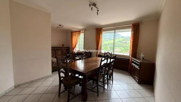 Vente                                                      Maison
                        
                     6 pièces                      93 m2                     à Millau