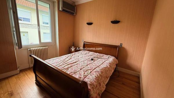 Vente                                                      Maison
                        
                     6 pièces                      93 m2                     à Millau