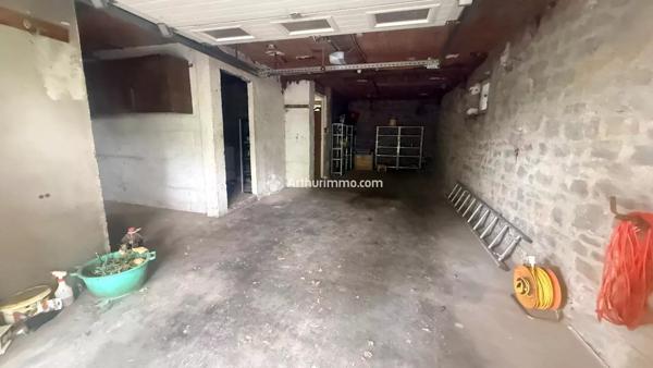 Vente                                                      Maison
                        
                     6 pièces                      93 m2                     à Millau